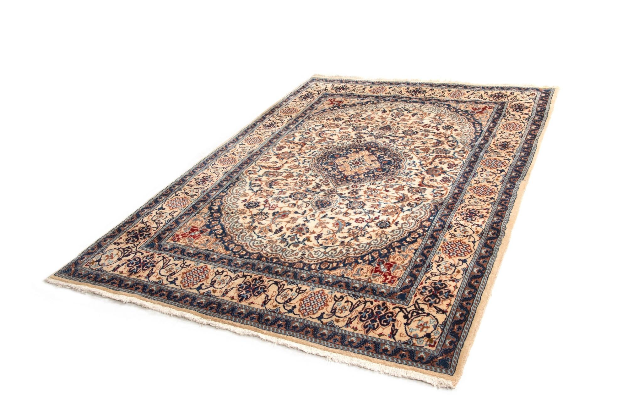 6' 7 x 9' 8 Nain Wool Rug