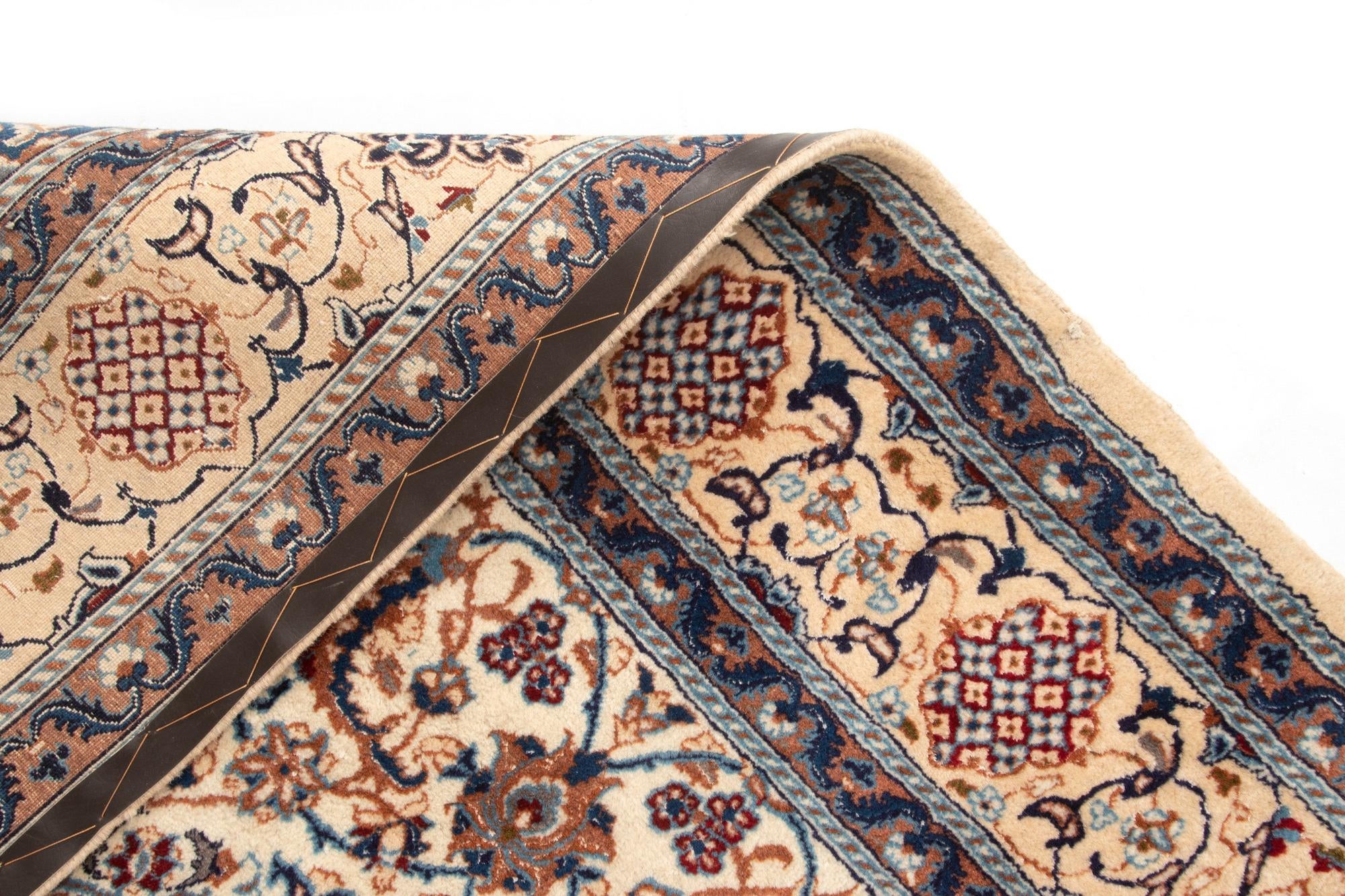 6' 7 x 9' 8 Nain Wool Rug