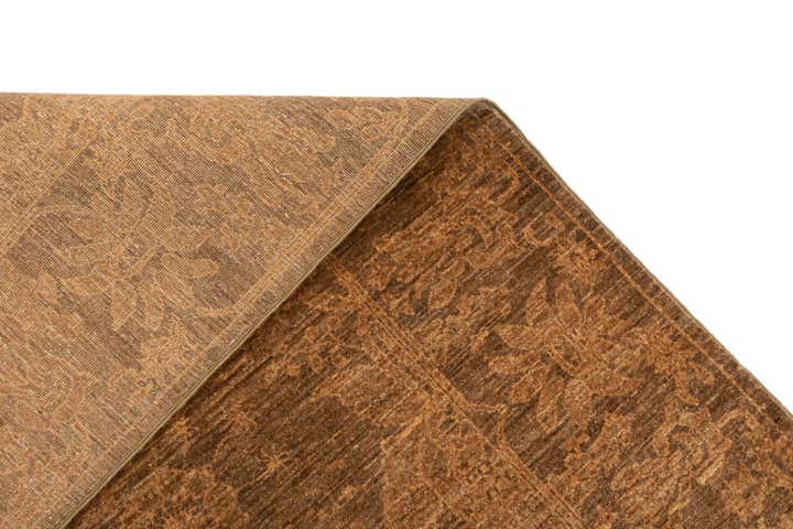 5' 8 x 7' 8 Ziegler Rug