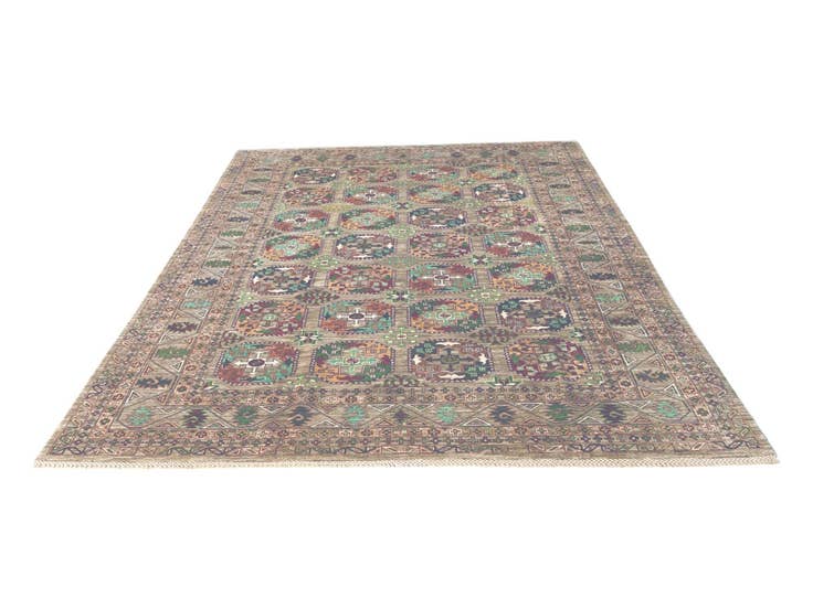 Detail image of 6' 10 x 9' 9 Hand Knotted Ariana Rug