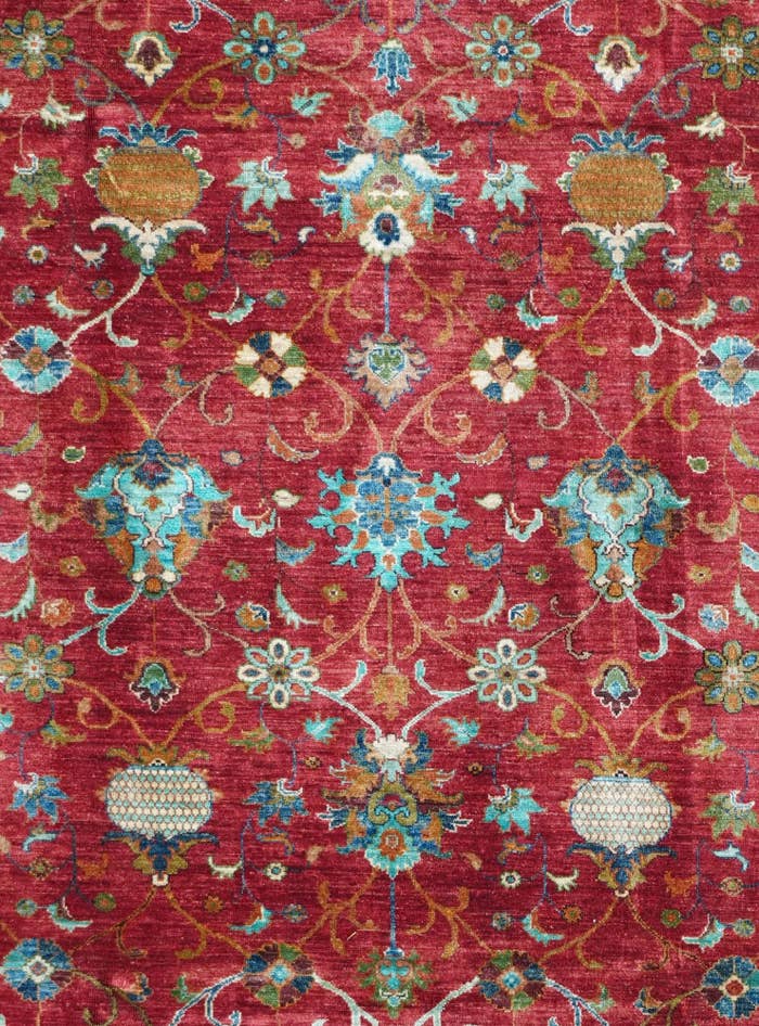 Detail image of 8' 6 x 11' 3 Hand Knotted Ariana Rug