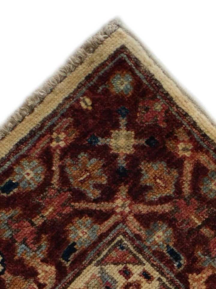 2' 6 x 4' 1 Hand Knotted Ariana Rug