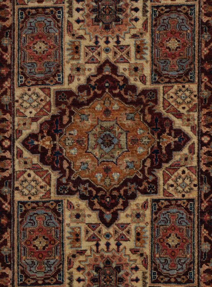 2' 6 x 4' Hand Knotted Ariana Rug