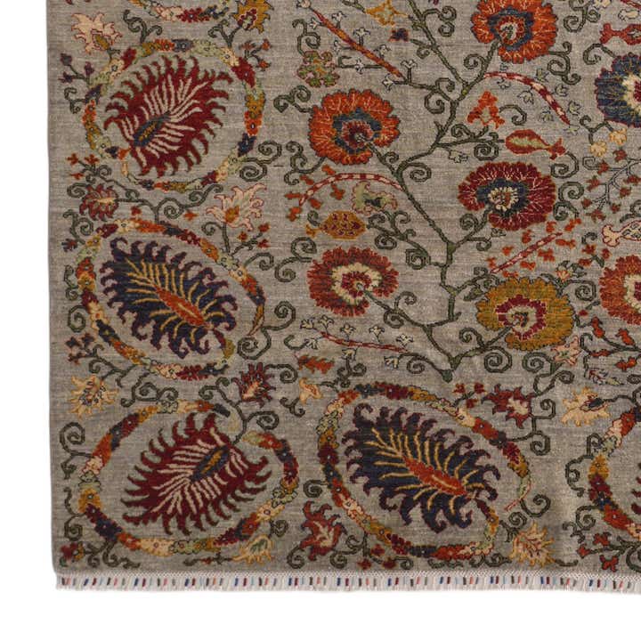 8' x 9' 7 Hand Knotted Ariana Rug