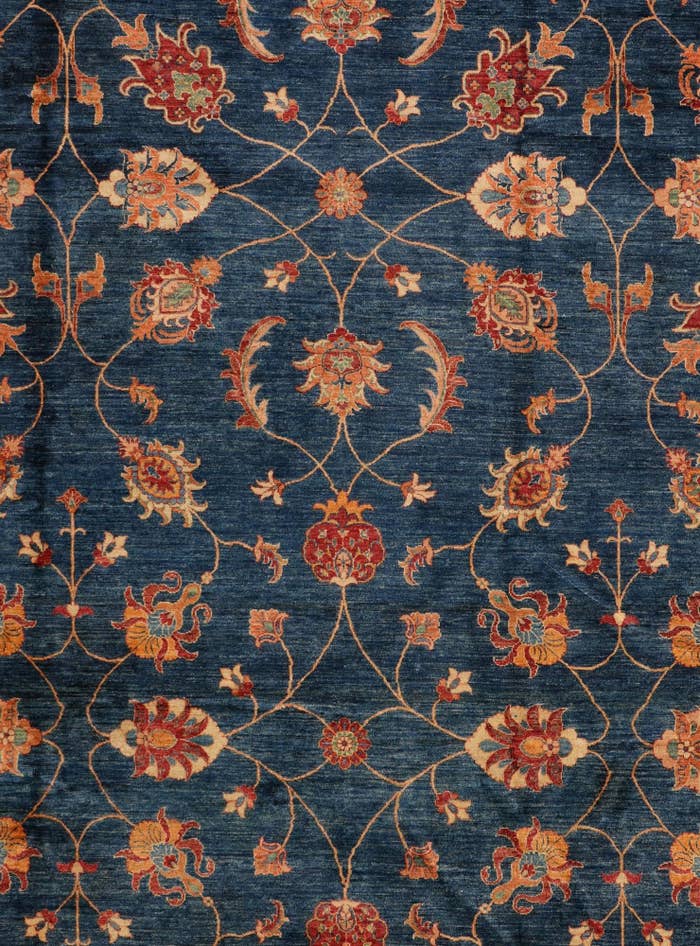 Detail image of 12' x 16' Hand Knotted Ariana Rug