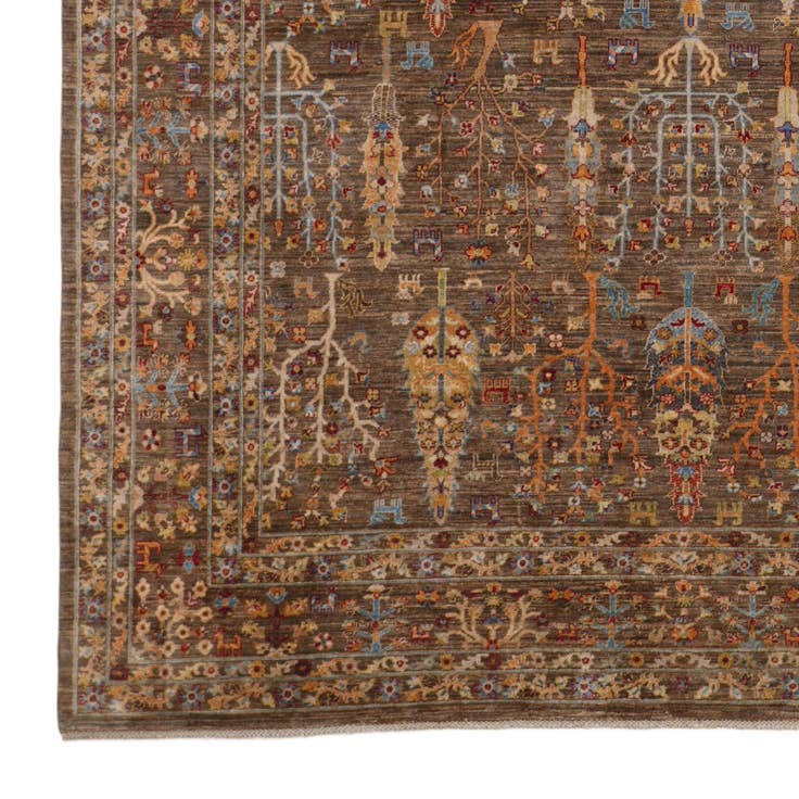 Detail image of 10' x 13' 6 Hand Knotted Ariana Rug