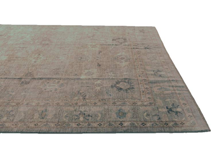 Detail image of 8' 1 x 9' 7 Hand Knotted Ariana Rug