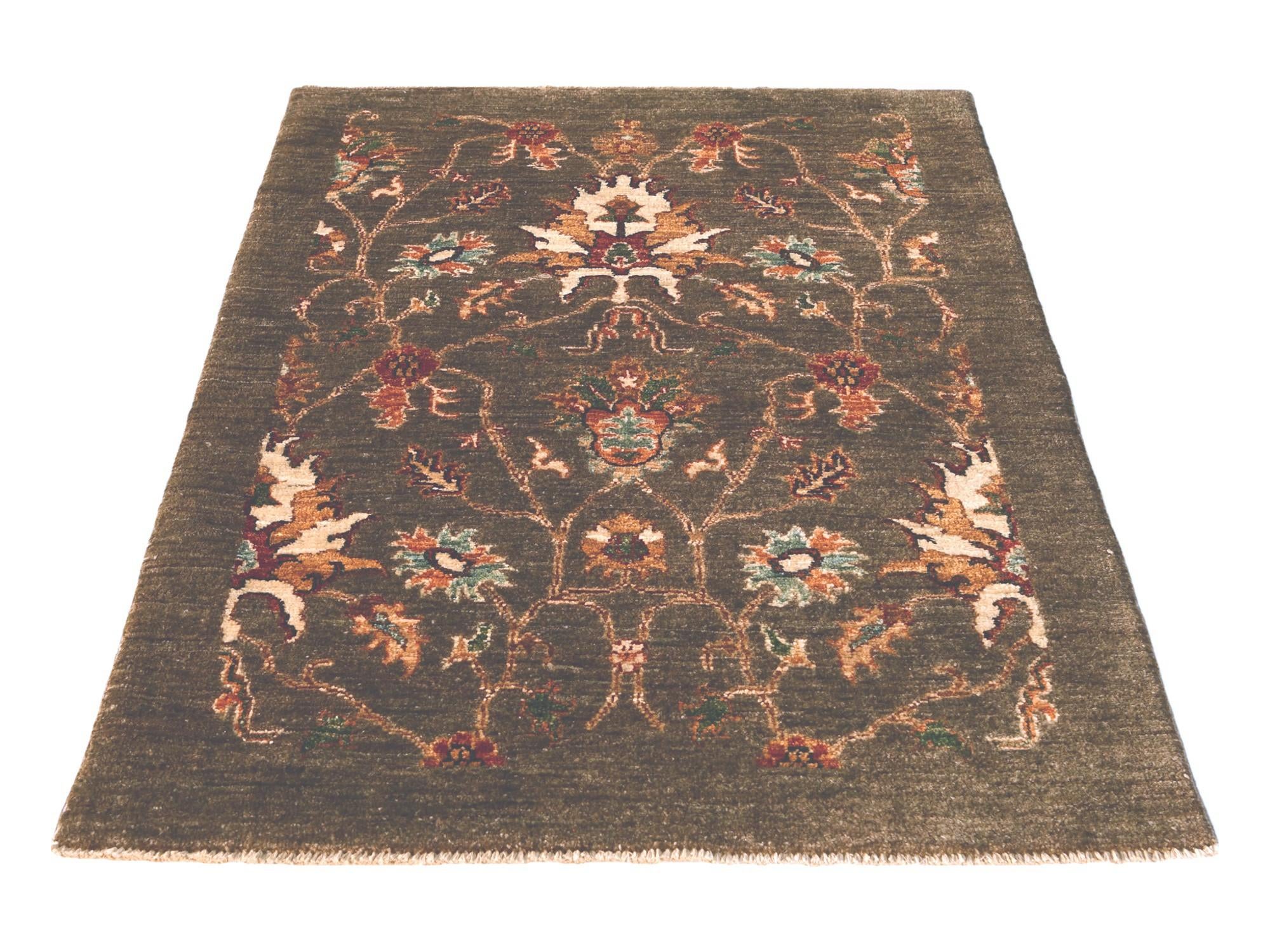 2' 9 x 4' 1 Hand Knotted Ariana Ziegler Rug