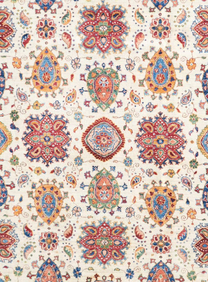 Detail image of 6' 9 x 10' Hand Knotted Ariana Ziegler Rug