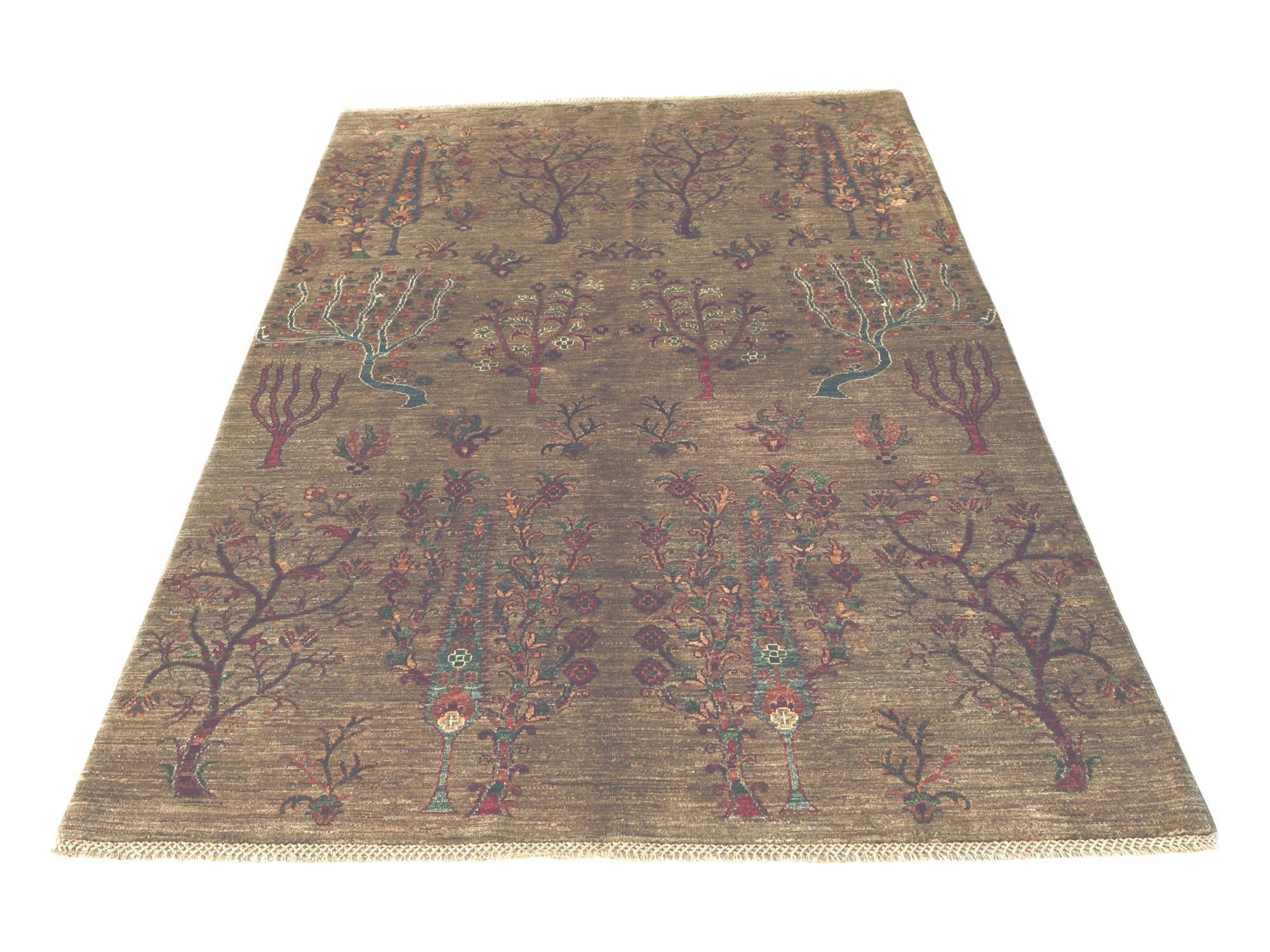 4' 11 x 8' Hand Knotted Ariana Ziegler Rug