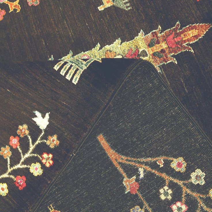 Detail image of 6' 11 x 9' 10 Hand Knotted Ariana Ziegler Rug