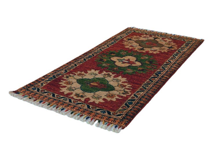 Detail image of 1' 8 x 3' 4 Hand Knotted Ariana Ziegler Rug