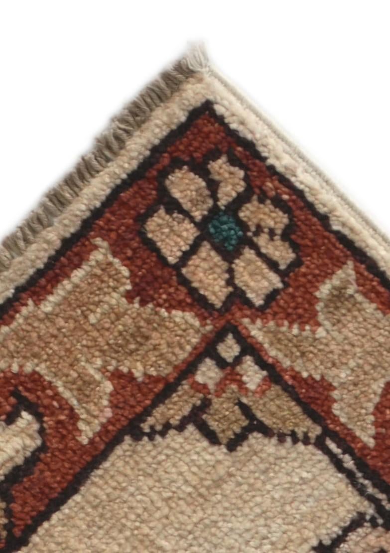 1' 10 x 2' 11 Hand Knotted Ariana Ziegler Rug