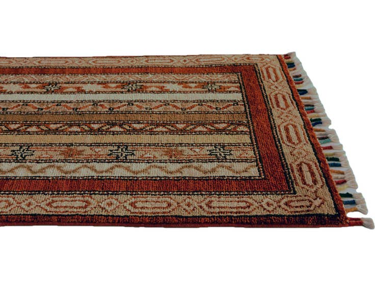 Detail image of 1' 8 x 3' 5 Hand Knotted Ariana Ziegler Rug