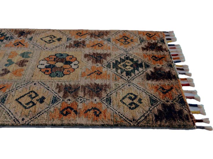 Detail image of 1' 8 x 3' 3 Hand Knotted Ariana Ziegler Rug