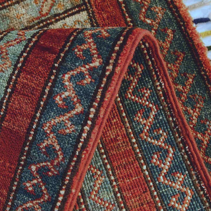 2' x 2' 11 Hand Knotted Ariana Ziegler Rug