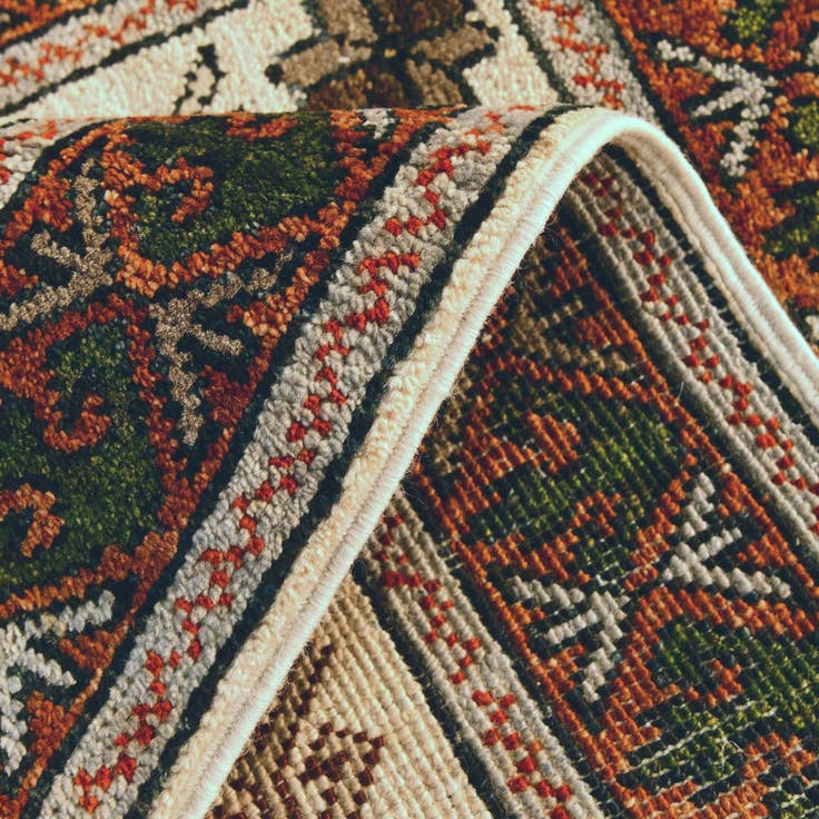 Detail image of 1' 11 x 2' 10 Hand Knotted Ariana Ziegler Rug