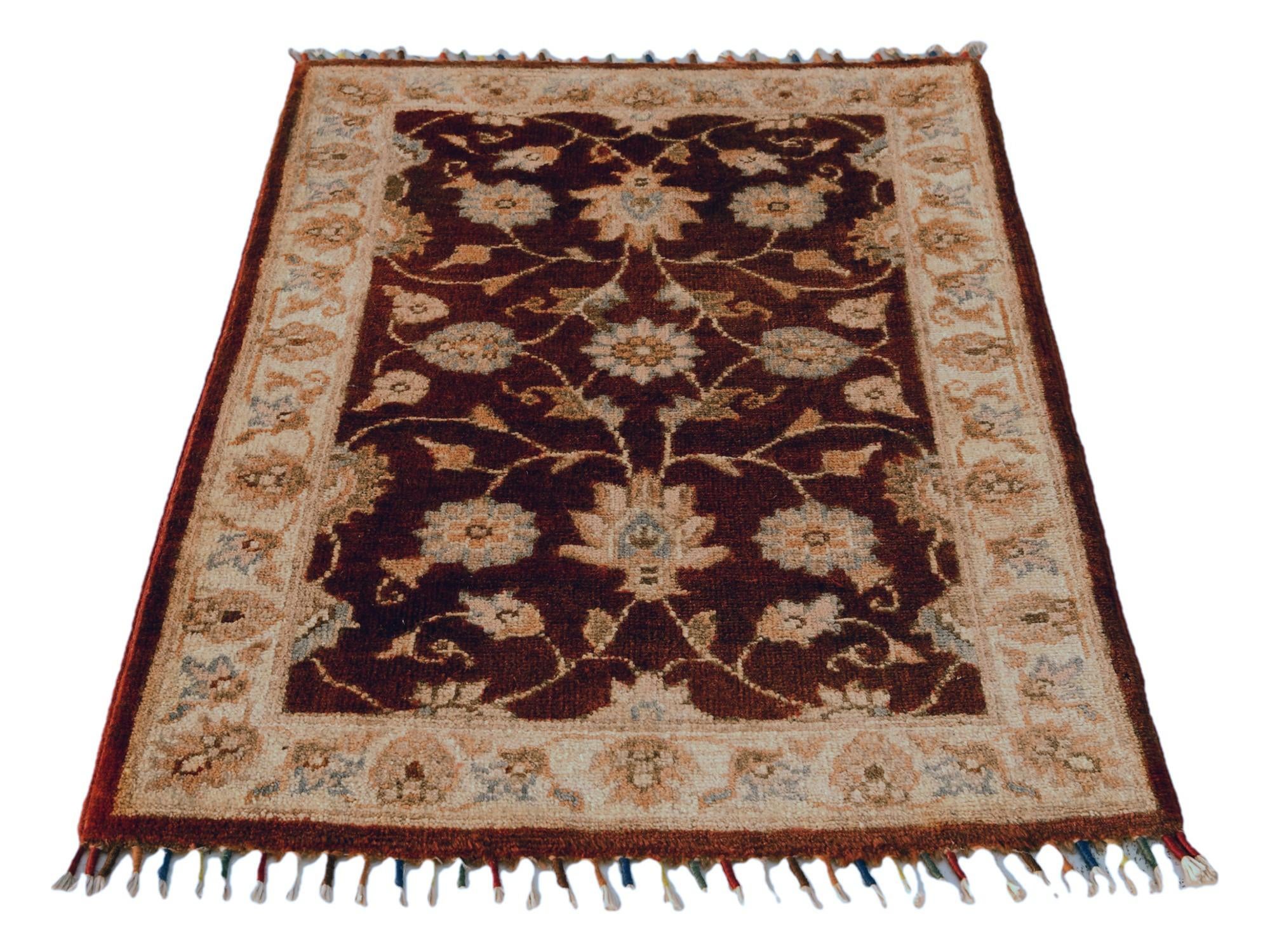 2' x 2' 9 Hand Knotted Ariana Ziegler Rug
