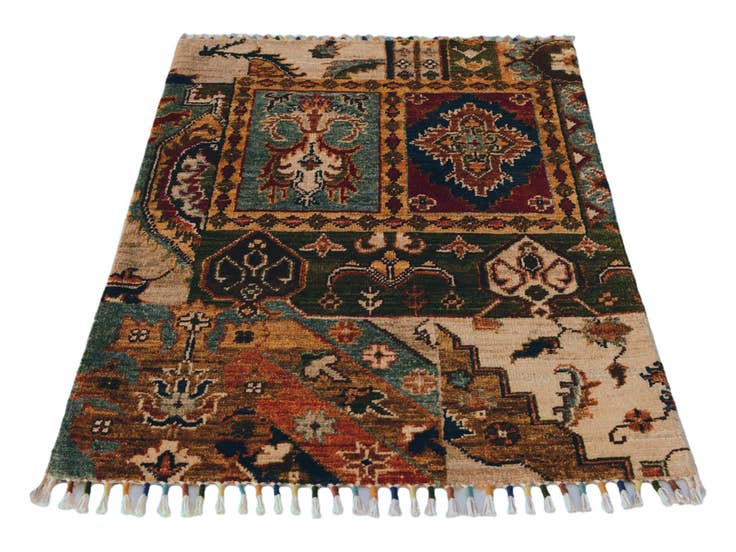 Detail image of 2' 1 x 3' Hand Knotted Ariana Ziegler Rug