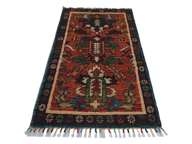 Detail image of 1' 8 x 3' 4 Hand Knotted Ariana Ziegler Rug