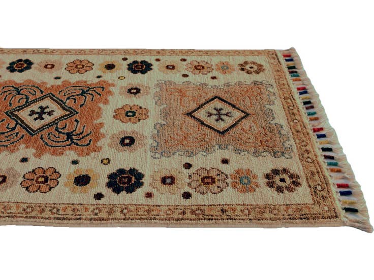 Detail image of 1' 10 x 3' 2 Hand Knotted Ariana Ziegler Rug