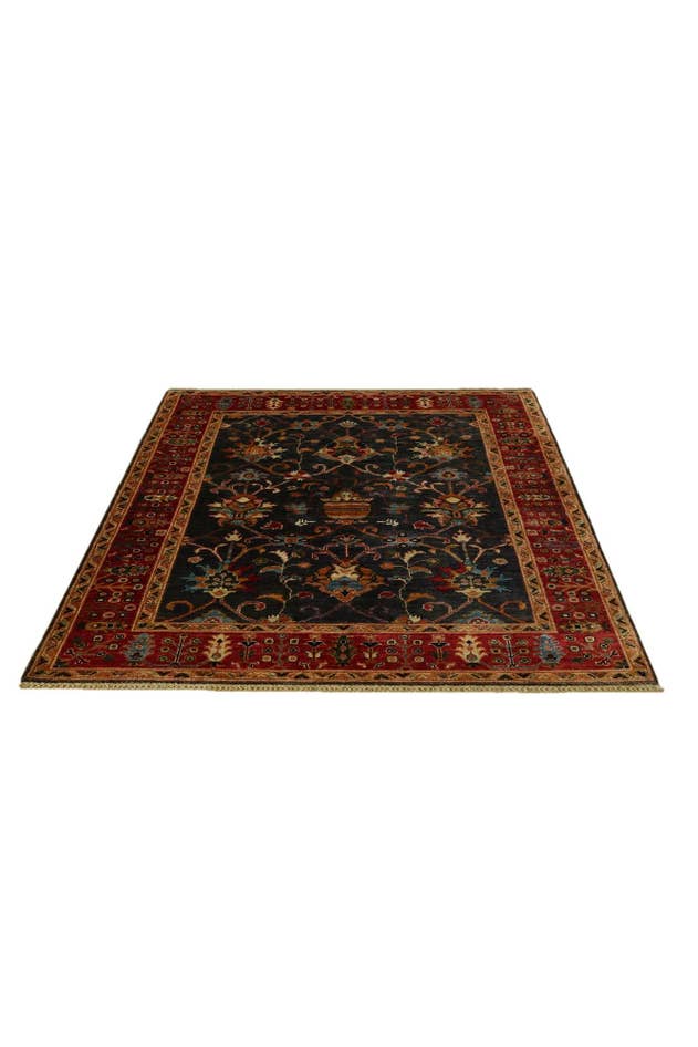 Detail image of 5' 1 x 6' 8 Hand Knotted Ariana Ziegler Rug