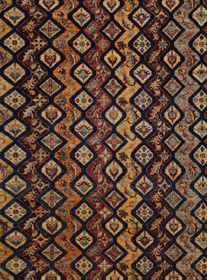 Detail image of 8' 5 x 10' 2 Hand Knotted Bakhtiar Rug