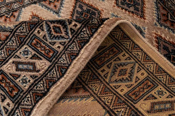 2' 6 x 4' 1 Hand Knotted Bokhara Rug