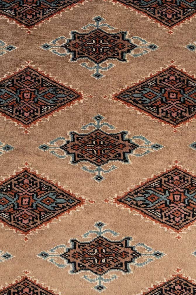2' 6 x 3' 10 Hand Knotted Bokhara Wool Rug