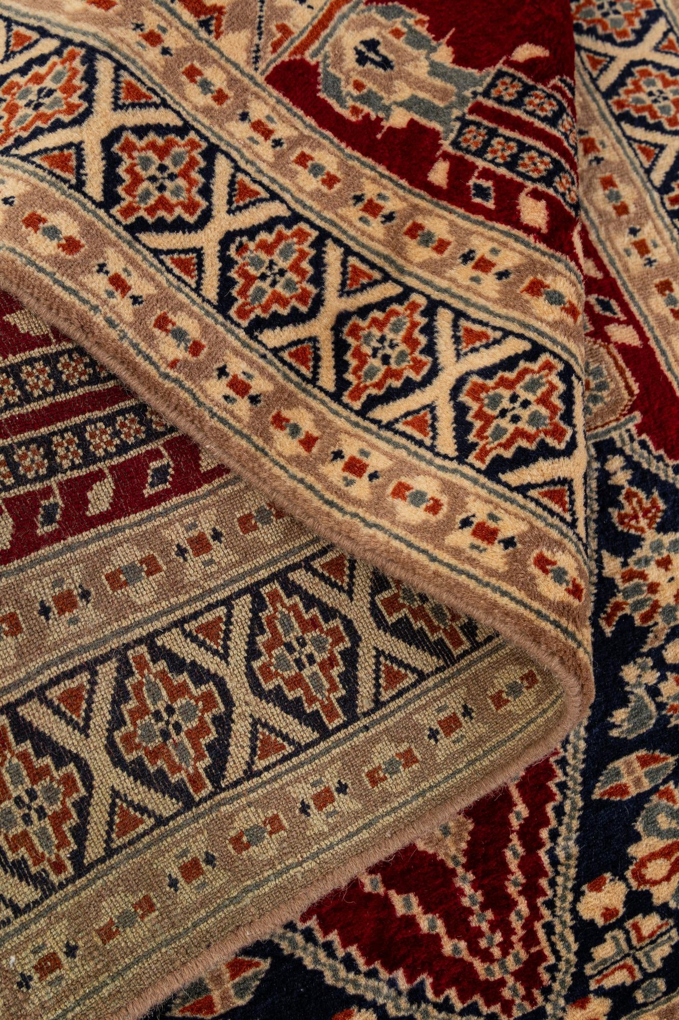 2' 7 x 4' 6 Hand Knotted Bokhara Wool Rug