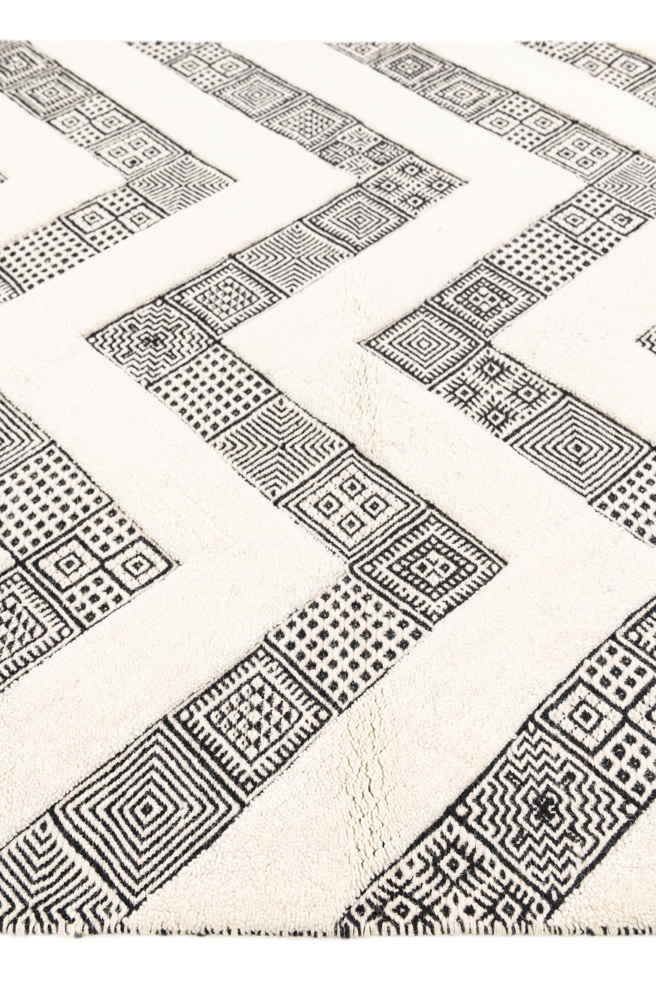 5' x 8' Hand Woven Braided Jute Rug