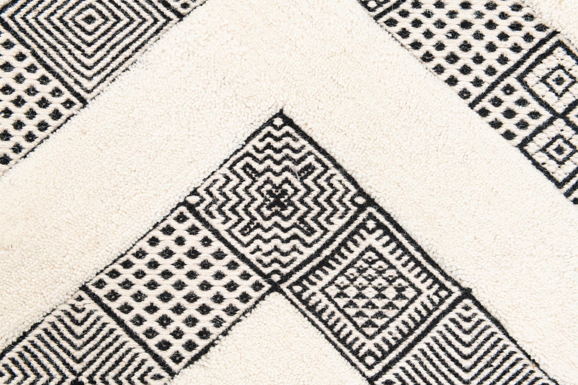 5' x 8' Hand Woven Braided Jute Rug