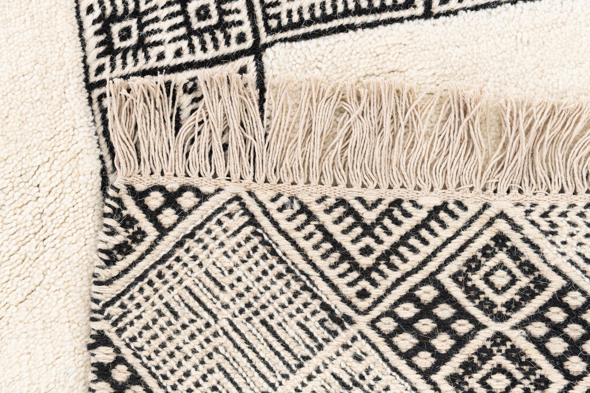 5' x 8' Hand Woven Braided Jute Rug