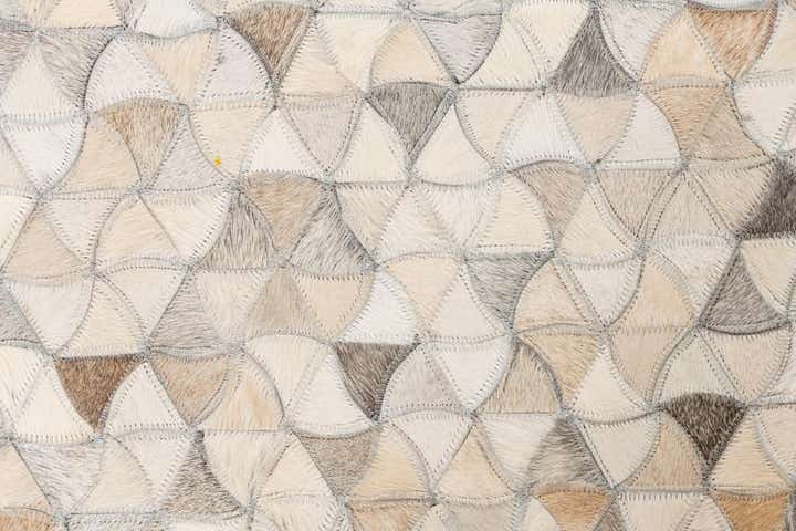 5' x 7' 9 Cowhide Leather Rug