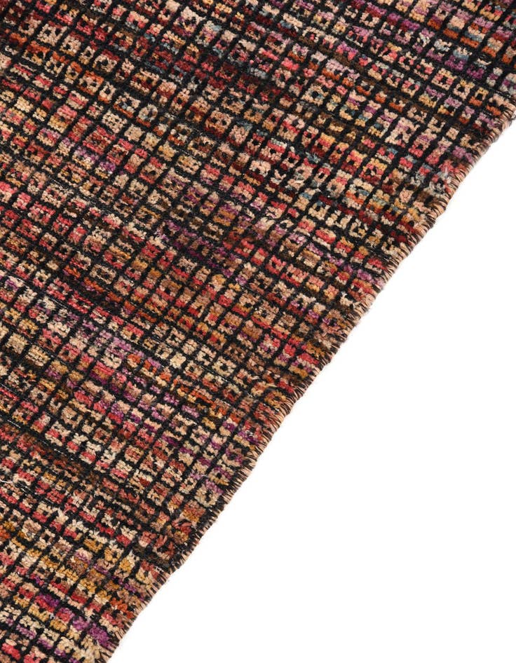 Detail image of 5' 5 x 7' 8  Hand Knotted Darya Wool Rug