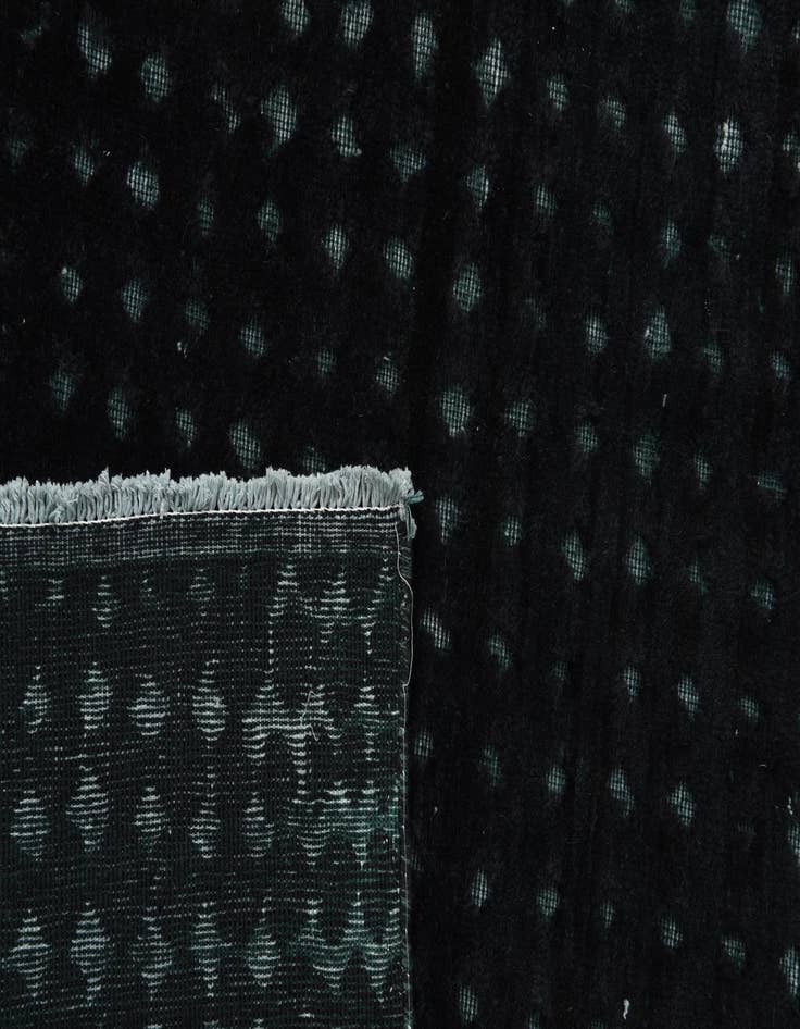 Detail image of 6' 5 x 10' 1  Hand Knotted Darya Wool Rug