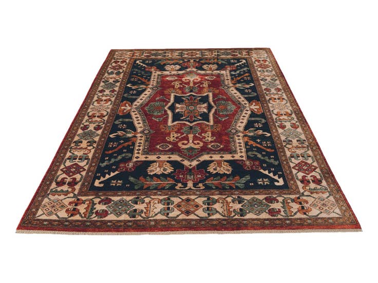 Detail image of 6' 8 x 10' 2 Hand Knotted Heriz Rug