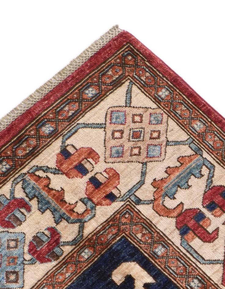 Detail image of 6' 8 x 10' 2 Hand Knotted Heriz Rug