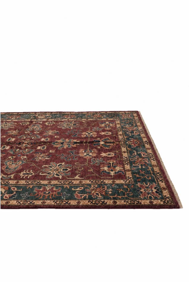 Detail image of 5' 9 x 7' 10 Hand Knotted Heriz Rug