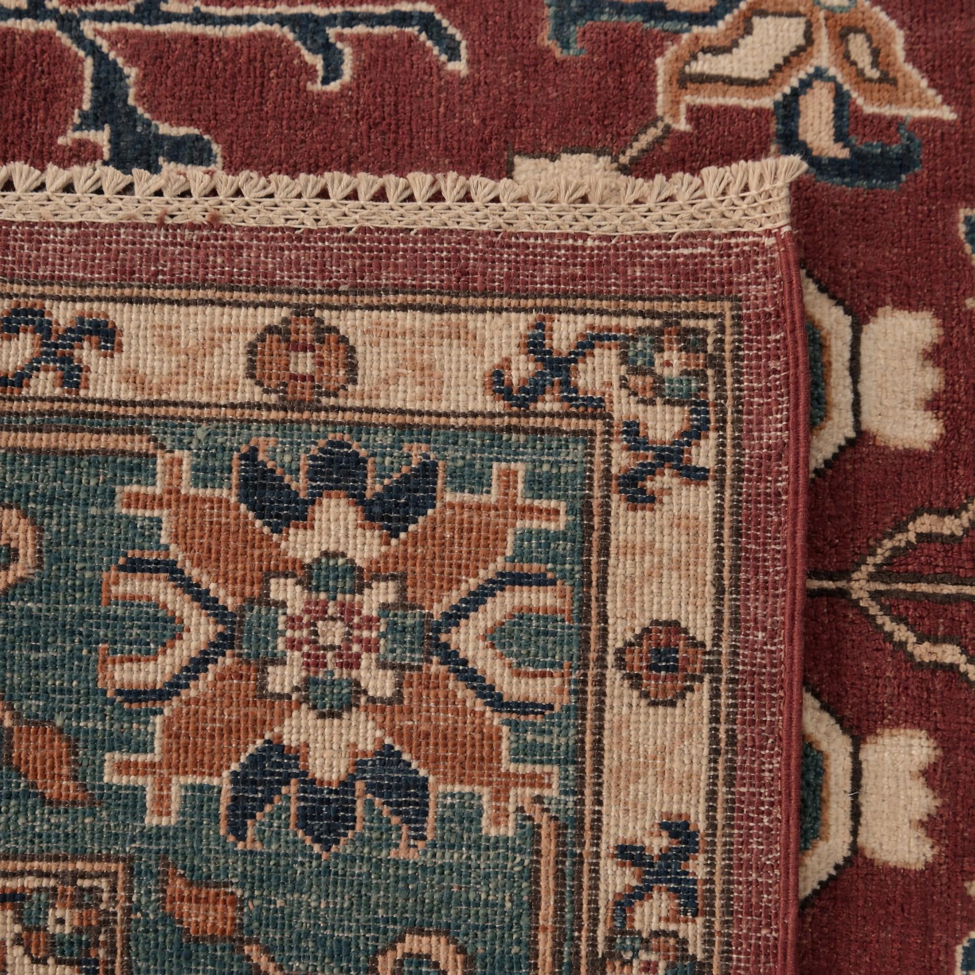 175cm x 240cm Hand Knotted Heriz Rug