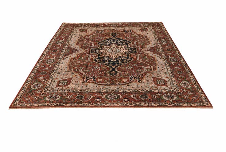 Detail image of 8' 7 x 11' 2 Hand Knotted Heriz Rug