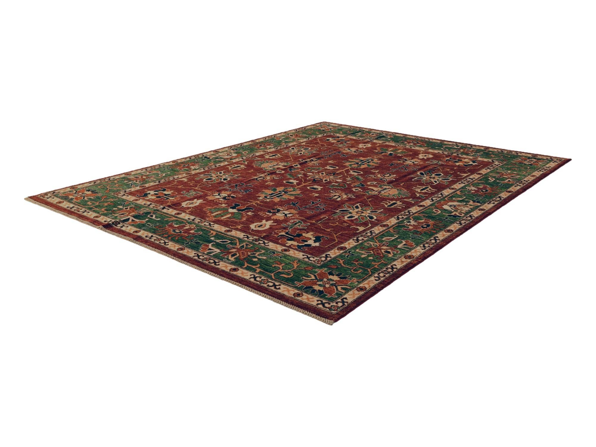 8' 2 x 10' Hand Knotted Heriz Rug