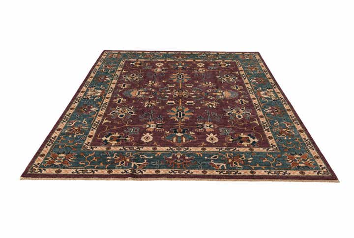 8' 2 x 10' Hand Knotted Heriz Rug