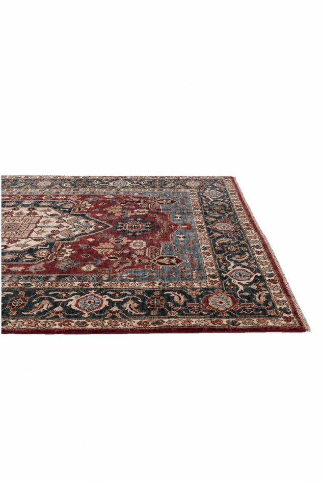 Detail image of 6' 6 x 9' 11 Hand Knotted Heriz Rug