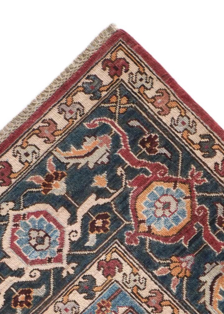 6' 6 x 9' 11 Hand Knotted Heriz Rug