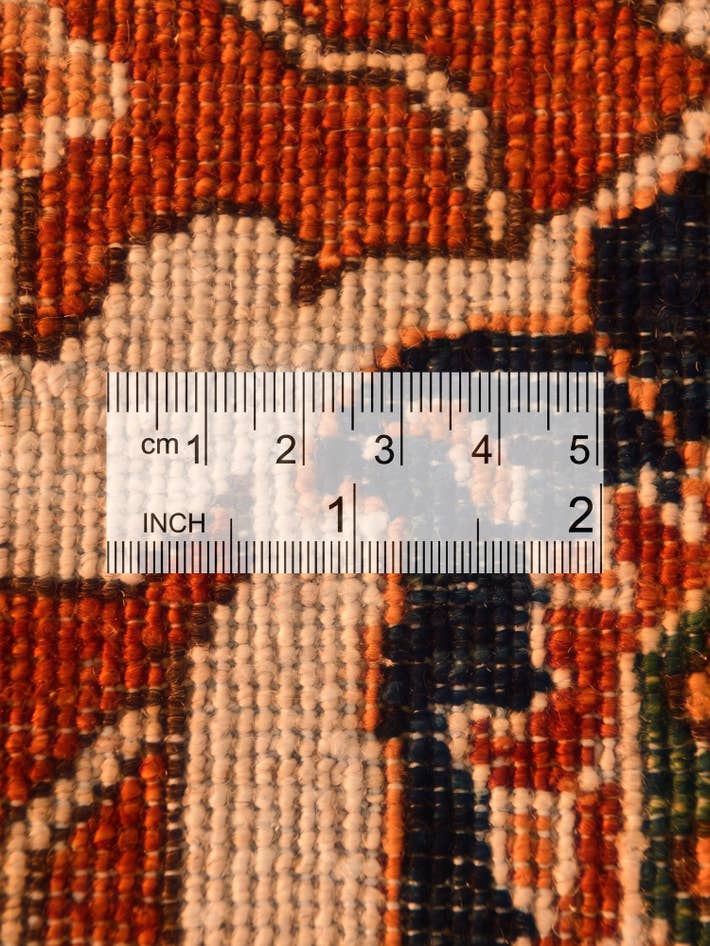 Detail image of 8' 3 x 11' 10 Hand Knotted Heriz Rug