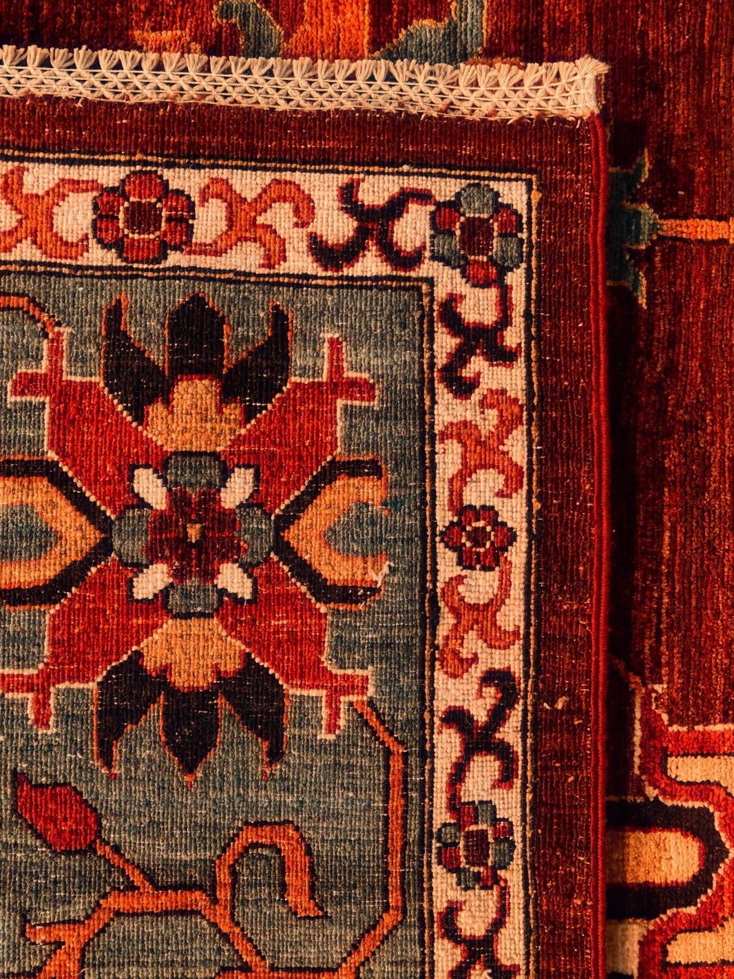 250cm x 350cm Hand Knotted Heriz Rug