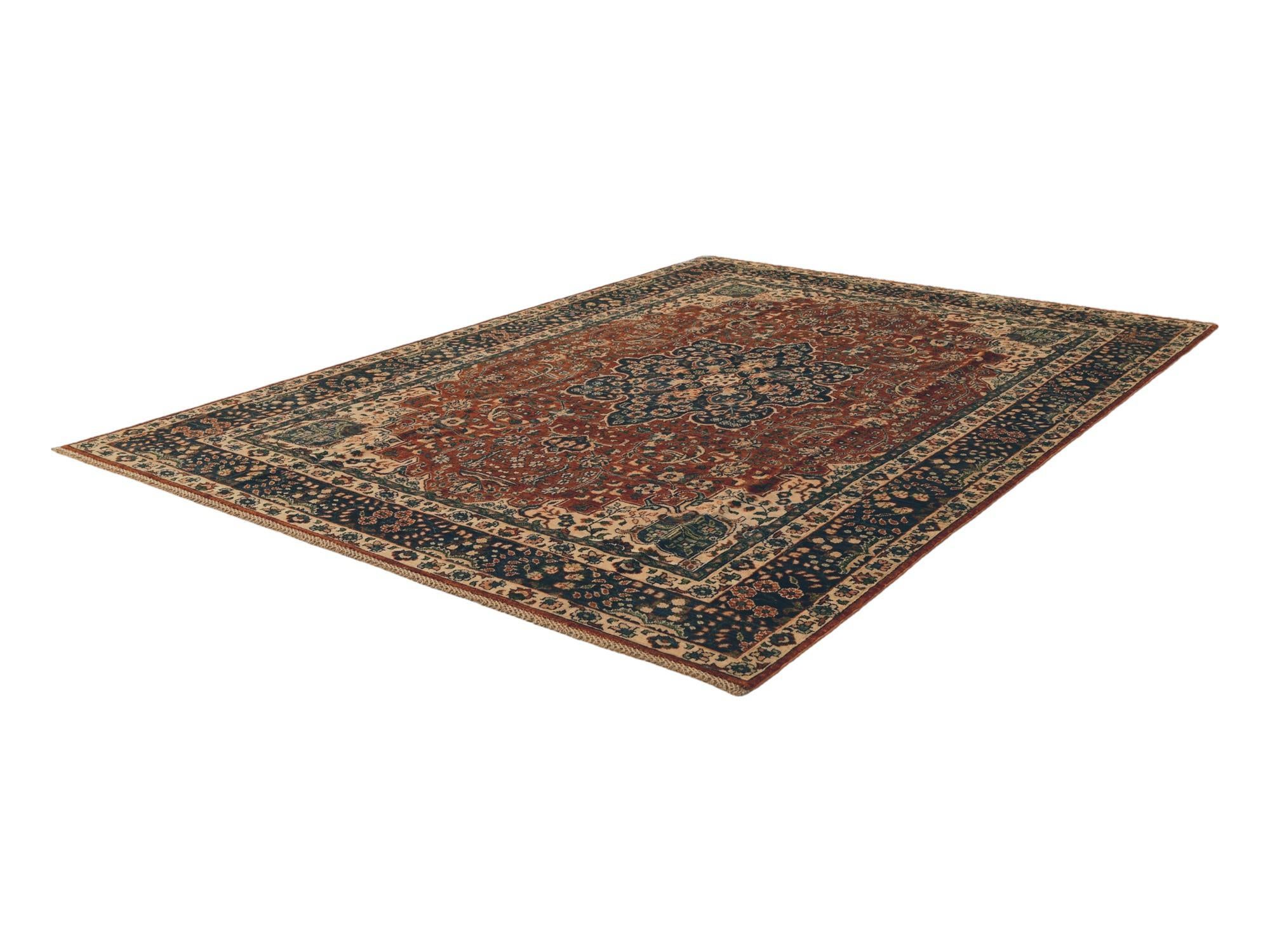 6' 10 x 9' 9 Hand Knotted Heriz Rug