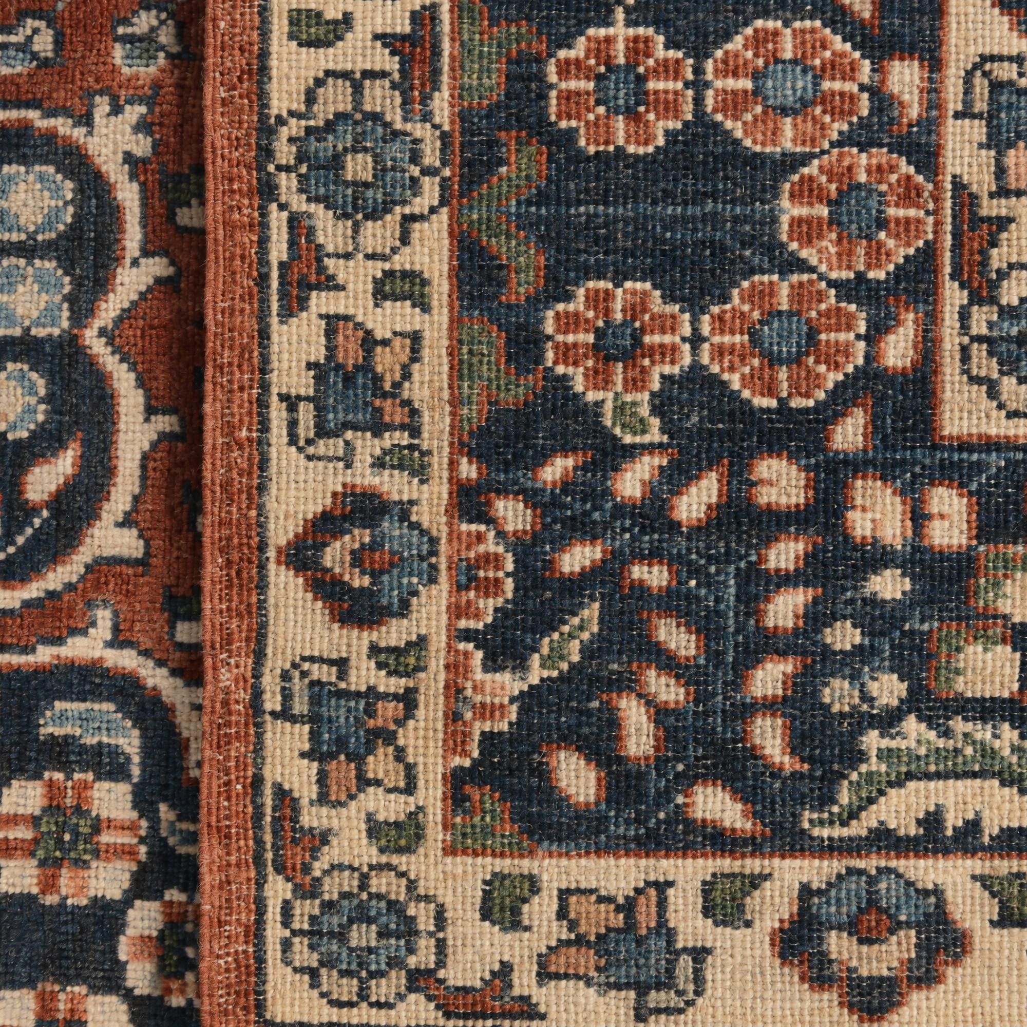 210cm x 295cm Hand Knotted Heriz Rug