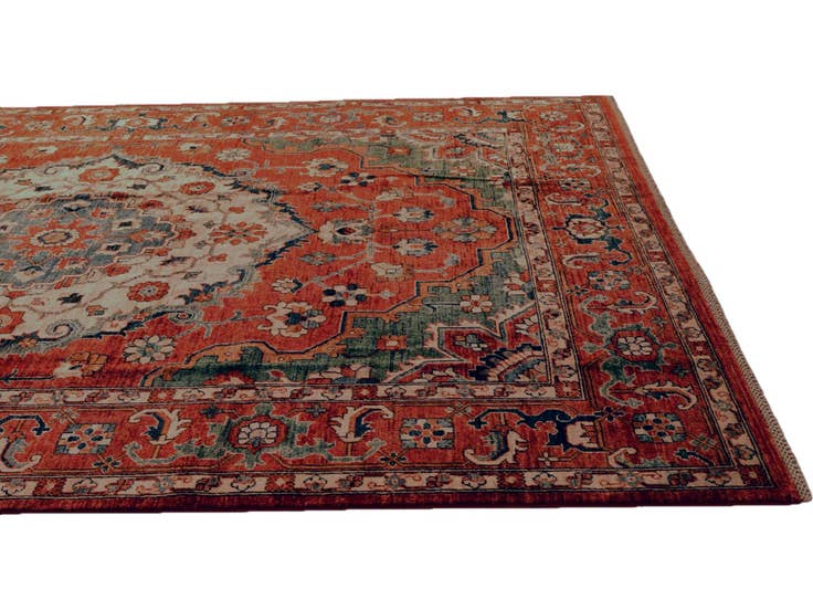 Detail image of 6' 9 x 10' Hand Knotted Heriz Rug